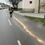 Ölspur in Probstdorf am 05.12.2025
